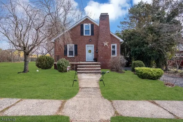 180 N Gaston Ave, Somerville Boro, NJ 08876