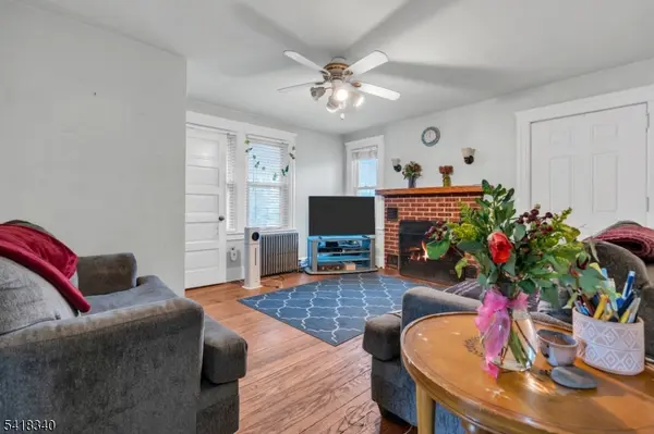 180 N Gaston Ave, Somerville Boro, NJ 08876