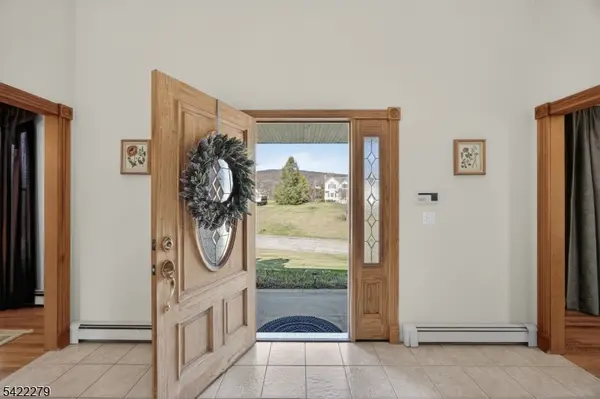 4 Pueblo Trl, Vernon Twp., NJ 07462