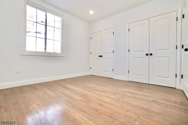 41 Arlington Ave., Jersey City, NJ 07305