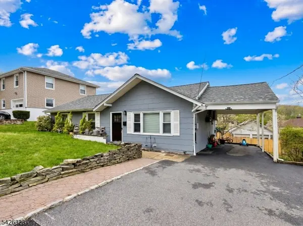 15 Cross St, Dover Town, NJ 07801