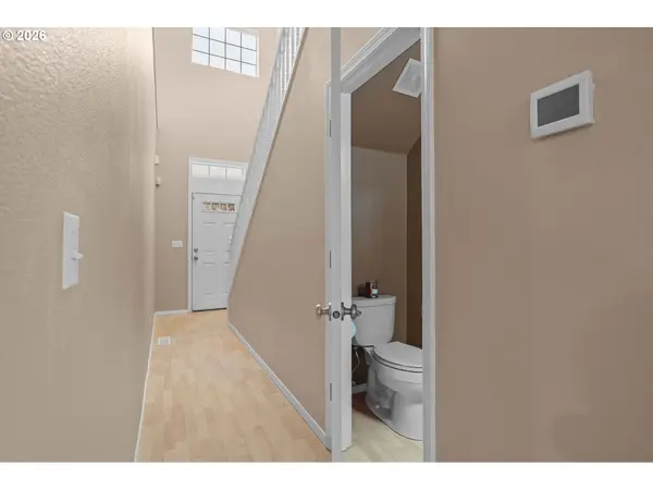 5624 J ST, Washougal, WA 98671