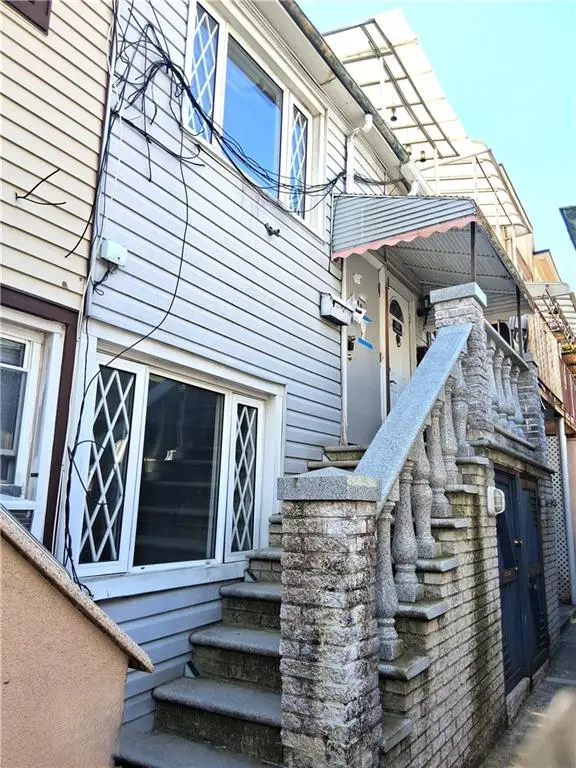 155 West End AVE, Brooklyn, NY 11235