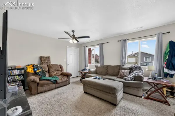 823 Juliana CT, Canon City, CO 81212