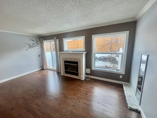 123 Country Hills Villas NW, Calgary, AB T3K 4S8