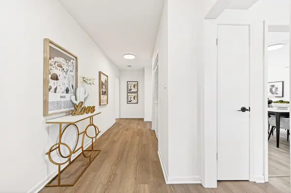 81 Maxome AVE, Toronto C14, ON M2M 3K2