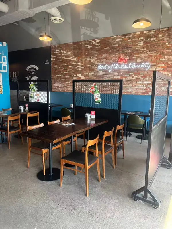 16025 Bayview AVE #C4, Aurora, ON L4G 3L4