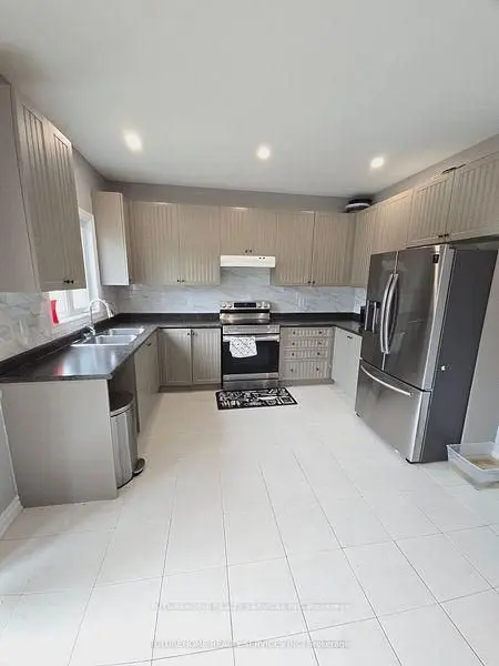 8 Terry Clayton AVE, Brock, ON L0K 1A0