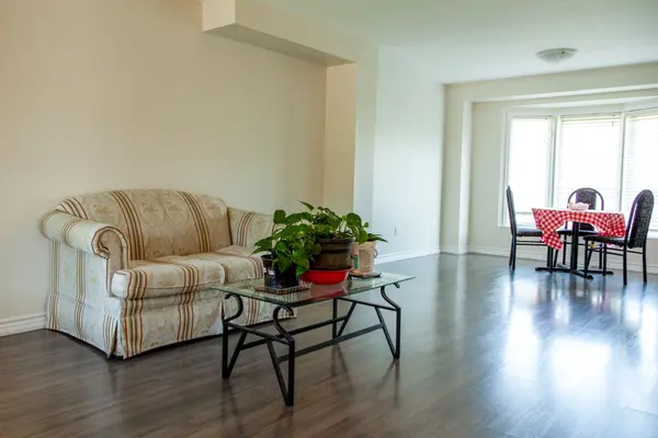 68 Trevino CIR, Barrie, ON L4M 6T9