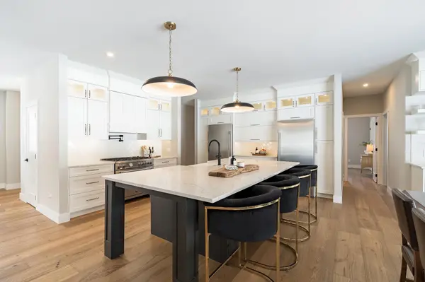 1555 Baseline RD S, Tiny, ON L0L 2T0