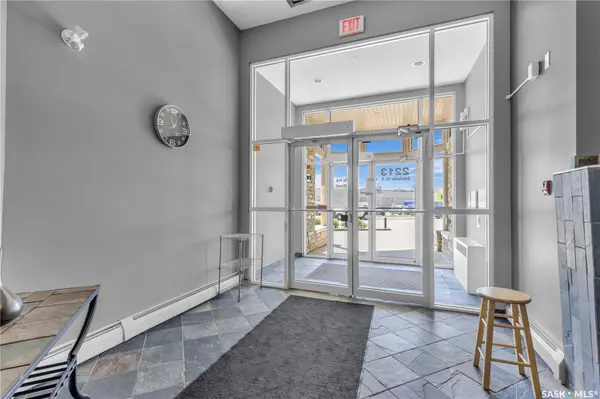 2213 Adelaide STREET E #102, Saskatoon, SK S7J 0J6