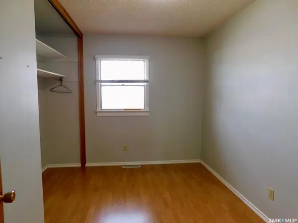 507 2nd AVENUE E, Assiniboia, SK S0H 0B0