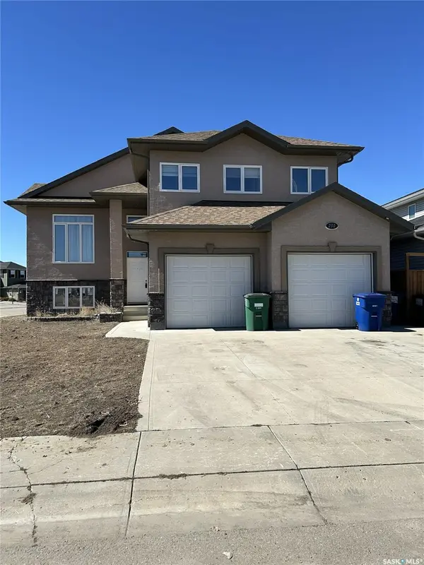250 PICHLER LANE, Saskatoon, SK S7V 0G3