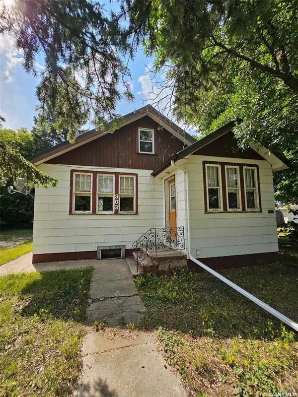 303 Ohlen STREET, Stockholm, SK S0A 3Y0