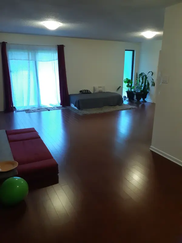 76 Westona ST, Toronto W09, ON M9P 2Y3