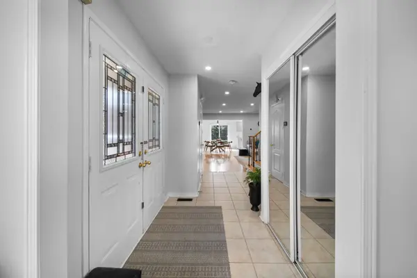 85 Albright RD, Brampton, ON L6X 5E3