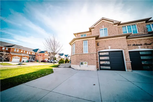 85 Albright RD, Brampton, ON L6X 5E3