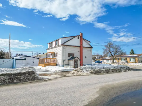 122 William ST, West Nipissing, ON P2B 2B3