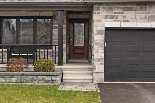 211 Mckenny ST, Mississippi Mills, ON K0A 1A0