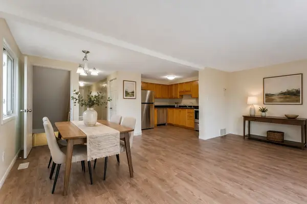 85 Activa AVE, Kitchener, ON N2E 3R4