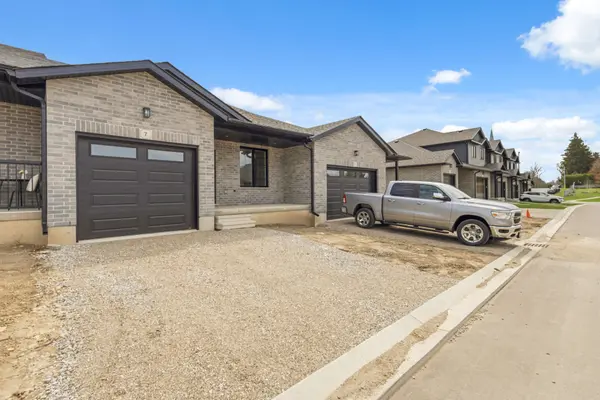 165 Egan AVE #7, St. Marys, ON N4X 0C9