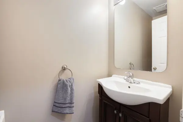 576 Chardonnay DR, Orleans - Cumberland And Area, ON K4A 4J9