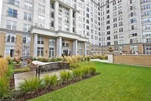 135 James ST #309, Hamilton, ON L8P 2Z6