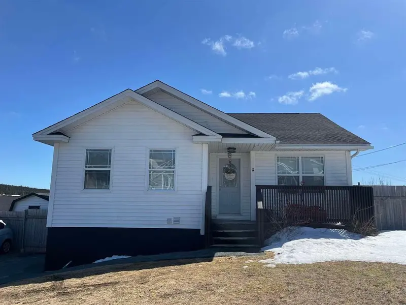 9 Gosses Road, Paradise, NL A1L3P3