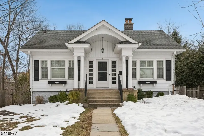 3 Fuller Ave, Chatham Boro, NJ 07928