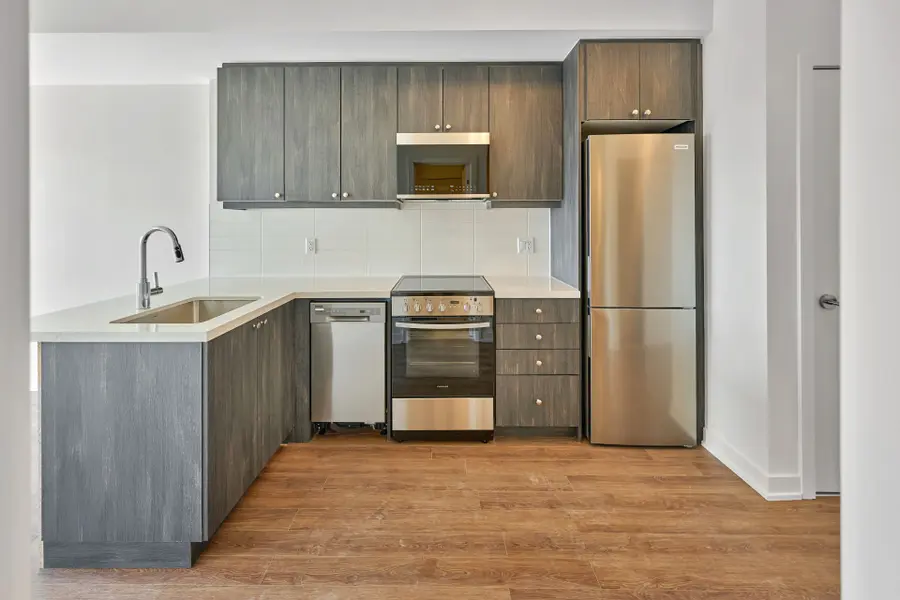 51 Clarington BLVD #1020, Clarington, ON L1C 7J8