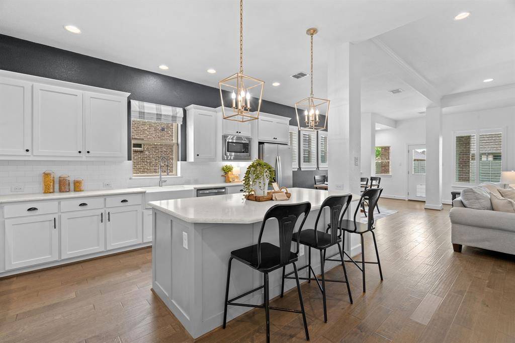 1233 9th Street, Argyle, TX 76226