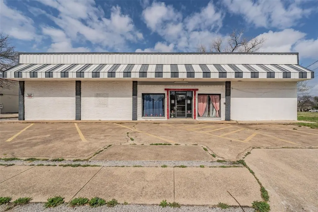 7235 Glenview Drive, Richland Hills, TX 76180