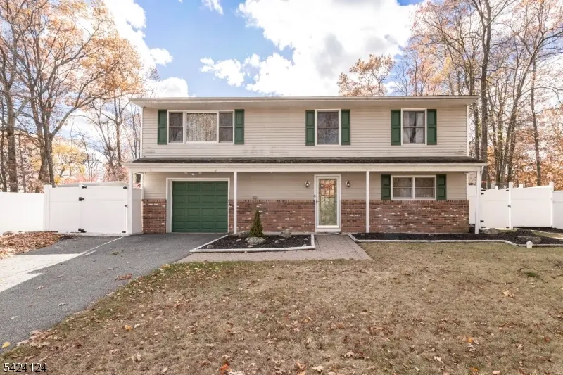 4 Broadway, Hopatcong Boro, NJ 07843