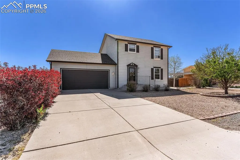 650 S Burro DR, Pueblo West, CO 81007