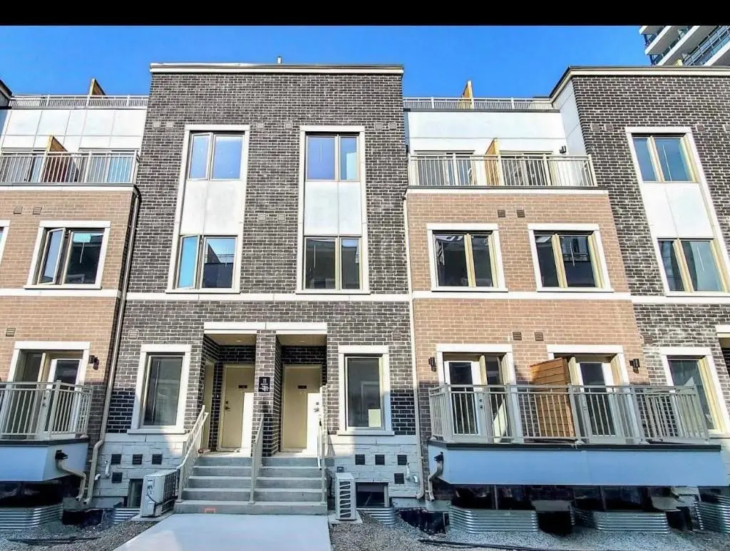 31 HONEYCRISP CRES E #68, Vaughan, ON L4K 0N6