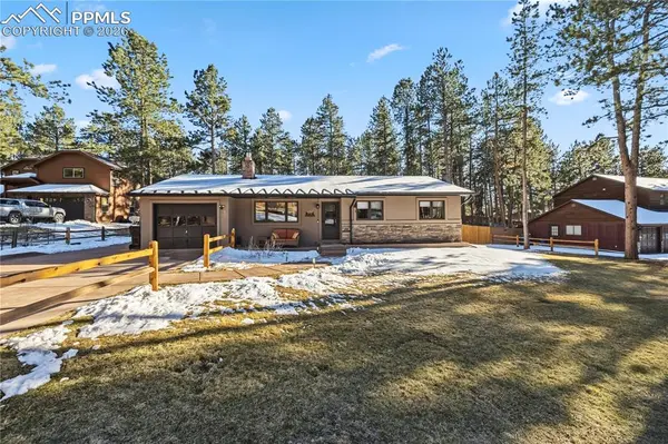 607 W Lovell Gulch RD, Woodland Park, CO 80863