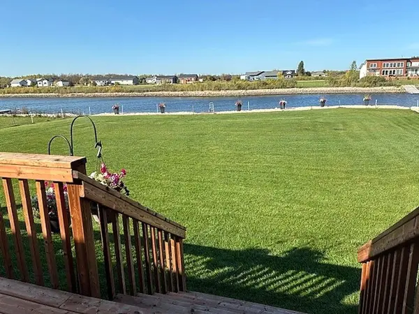 171 Waterfront DR, Gimli Rm, MB R0C 1B0