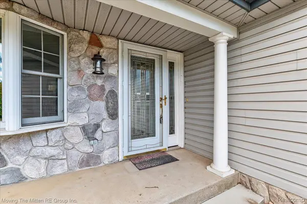 11790 Sunset LN, Van Buren Charter Township, MI 48111