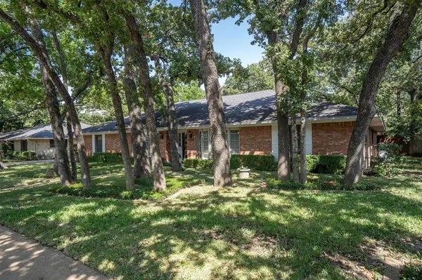 1604 Oak Meadow Drive, Irving, TX 75061