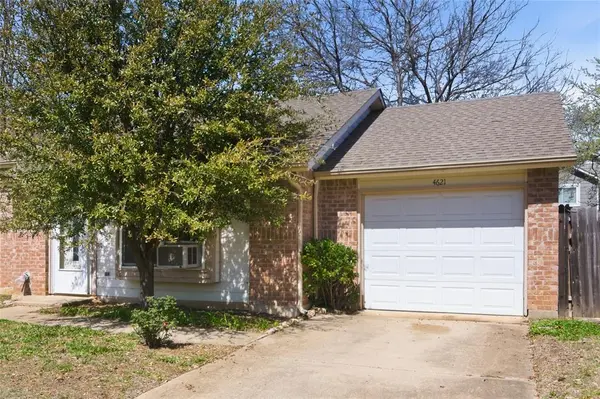 4621 Waterway Drive N, Fort Worth, TX 76137