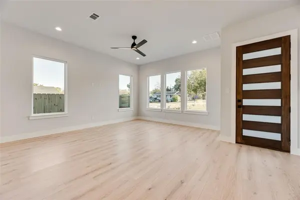 2515 Fatima Avenue, Dallas, TX 75241