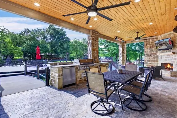 2005 Emma Drive, Tool, TX 75143