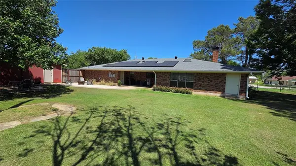 338 Travis Road, Decatur, TX 76234
