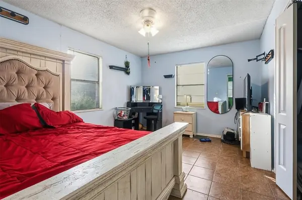 6207 Ivy Hill Road, Fort Worth, TX 76135