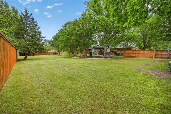 4607 Sachse Road, Sachse, TX 75048