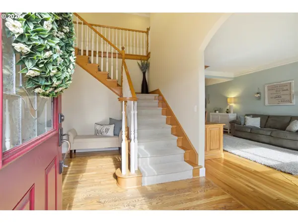 1655 DIAMOND PEAK CT NW, Salem, OR 97304