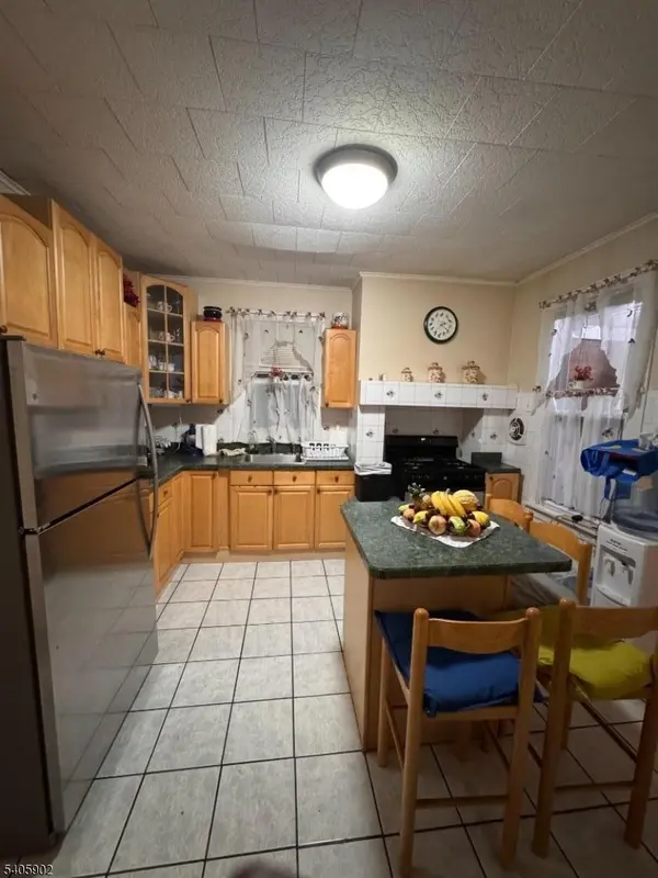 146 Sayre, Elizabeth City, NJ 07208