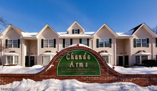 34 Chanda Ct #34, Clifton City, NJ 07012