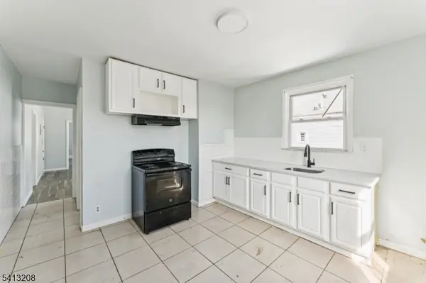 194-196 Smith St, Newark City, NJ 07106