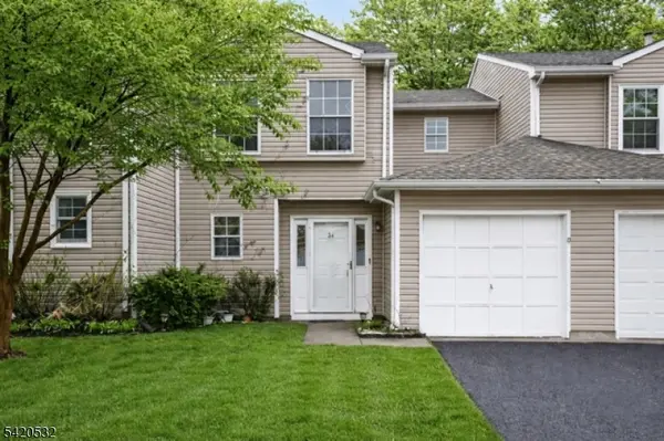 34 S Pointe Cir, Tinton Falls Boro, NJ 07753